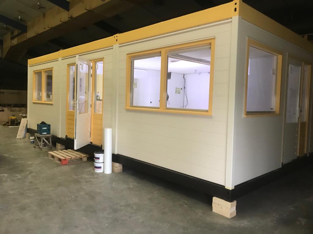 Het nieuwe paviljoen in aanbouw