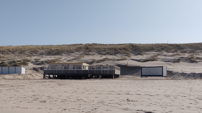 Paviljoen weer opgebouwd