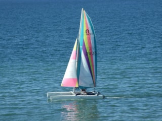 catamaran-1148350_1280